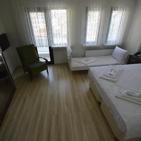 Mavi Deniz Butik 3* Burgaz